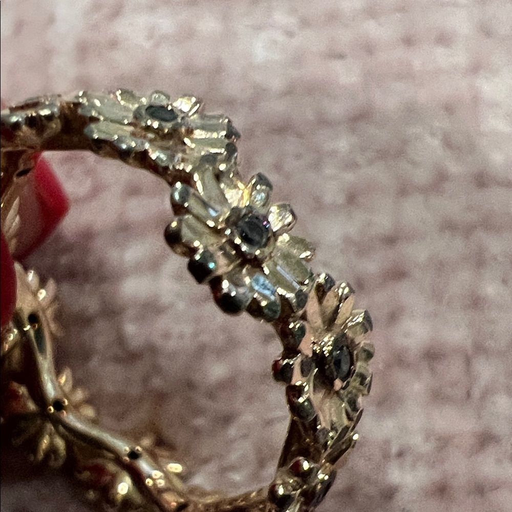 Pandora Gold and Silver Daisy Ring - Picture 7 of 15